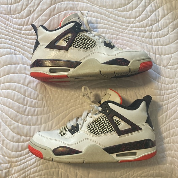 Authentic Air Jordan 4s Pale Citron W8.5 M7 Y7 - Picture 3 of 14